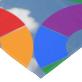 RAINBOW FLAG BUTTON RAYS + Ihr Hintergrund Tischdecke (Schrägansicht)