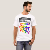 Rainbow Flag Hearts Bride Nephew Name Abzeichen T-Shirt (Vorne ganz)