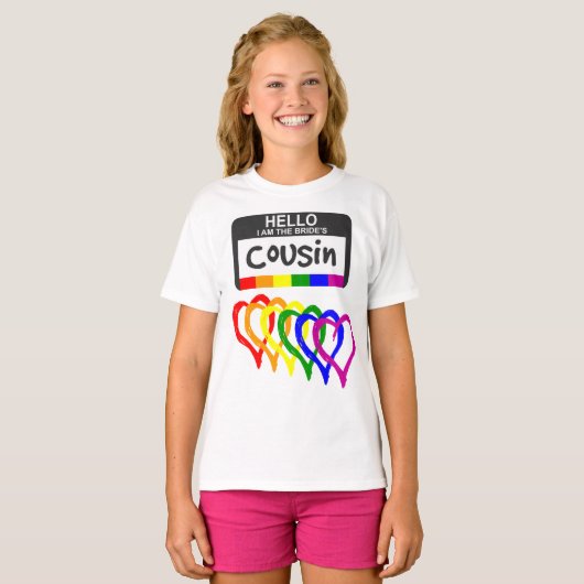 Rainbow Flag Hearts Bridge Cousin Name Abzeichen T-Shirt (Vorne ganz)