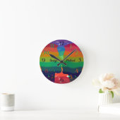 Rainbow-Flag mit Namen Runde Wanduhr (Zuhause)