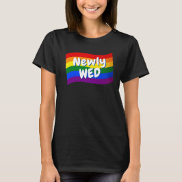 Rainbow Flag Neu verheiratete schwule Hochzeit T-Shirt