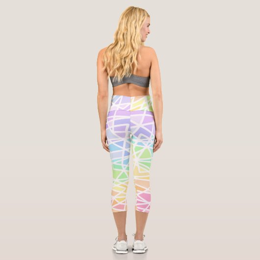 Rainbow Geometrics Capri Leggings (Rückseite)