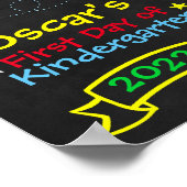 Rainbow Giraffe Erster Tag der Schule Chalkboard Poster (Ecke)