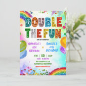 Rainbow Glitter Sequin Sibling Birthday Invitation Einladung (Stehend Vorderseite)
