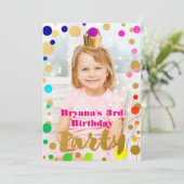 Rainbow Gold Dots Geburtstagsparty Foto Einladung (Stehend Vorderseite)