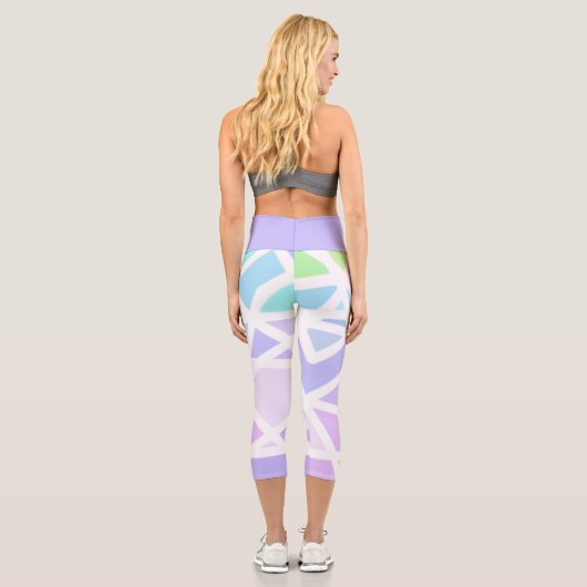 Rainbow Gradient Geometric Capri Leggings (Rückseite)