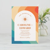 Rainbow Groovy Colorful Wavy Boho Wedding Qr Code Einladung (Stehend Vorderseite)