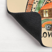 Rainbow Halloween Vibes Camper/ Anhänger Mousepad (Ecke)