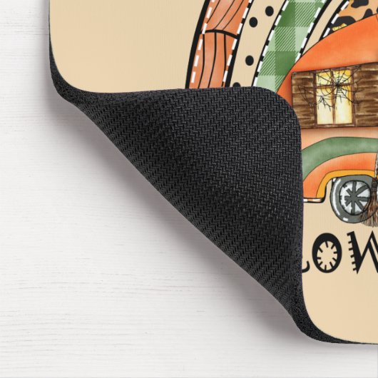 Rainbow Halloween Vibes Camper/ Anhänger Mousepad (Ecke)