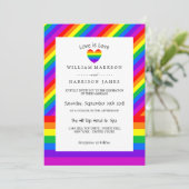 Rainbow Heart Liebe ist Liebe Hochzeit Einladung (Stehend Vorderseite)