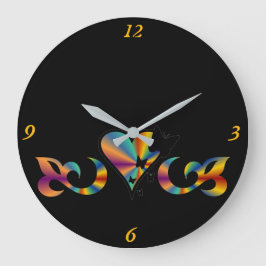 Rainbow Heart Lily and Butterfly Große Wanduhr