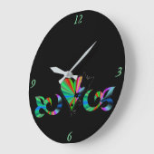 Rainbow Heart Lily and Butterfly Große Wanduhr (Winkel)