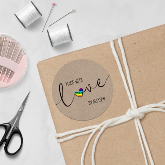 Rainbow Heart Script handgeschrieben mit Liebe Runder Aufkleber