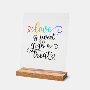 Rainbow Heart Script Liebe ist süße Gefallen Acrylschild