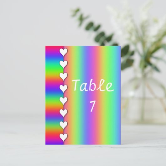 Rainbow Heart Striped Wedding Tischnummern (Stehend Vorderseite)
