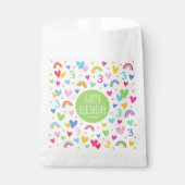 Rainbow Hearts 3. Geburtstag Party Name Grün Geschenktütchen (Vorderseite)