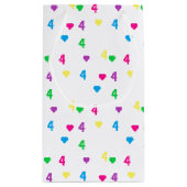 Rainbow Hearts 4. Geburtstag Kleine Geschenktüte (Rückseite)