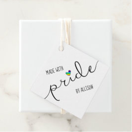 Rainbow Herztypografie aus Pride-Geschenketiketten Geschenkanhänger