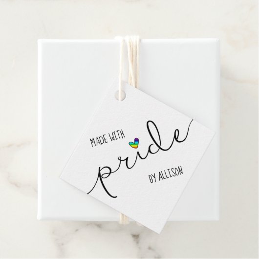 Rainbow Herztypografie aus Pride-Geschenketiketten Geschenkanhänger (Beispiel)