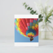 Rainbow Hot Air Ballon mit Basket Postkarte (Stehend Vorderseite)