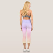 Rainbow Hued Pastel Gradient Starry Galaxy Yoga Capri Leggings (Rückseite)