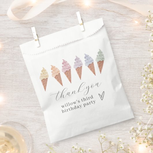 Rainbow Icecream Geschenktütchen (Ausgeschnitten)