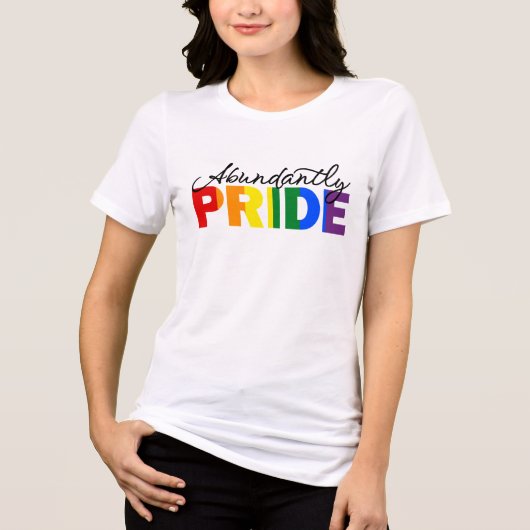 Rainbow ist stolz, schwuler T - Shirt zu sein (Vorderseite)