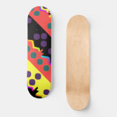 Rainbow Jagged Geo Skateboard (Vorderseite)