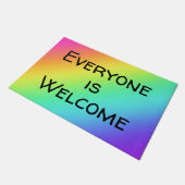 Rainbow Jeder ist willkommen Doormat Fußmatte (Schrägansicht)