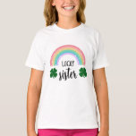 Rainbow & Kleeblatt Lucky One First Birthday Siste T-Shirt<br><div class="desc">Zum Glück ein erster Geburtstag Lucky Sister T - Shirt,  St. Patricks Tag mit sternenbedeckten Regenbogen und Kleeblättern | Alle Designs sind © Dream Design Panama</div>