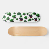 Rainbow-Kleeblatt Skateboard (Horizontal)