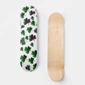 Rainbow-Kleeblatt Skateboard (Vorderseite)
