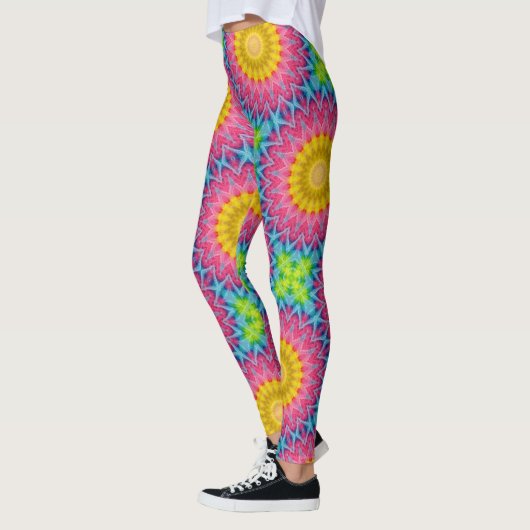 Rainbow-Krawatte-Dye Mandala mit dynamischer Symme Leggings (Links)