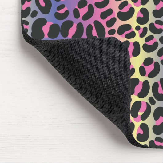 Rainbow Leopard Print Mousepad (Ecke)