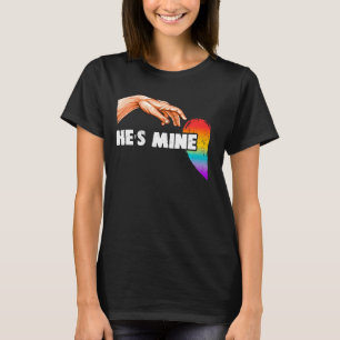 Rainbow Lgbt Heart Er ist meiner für Schwule Paare T-Shirt