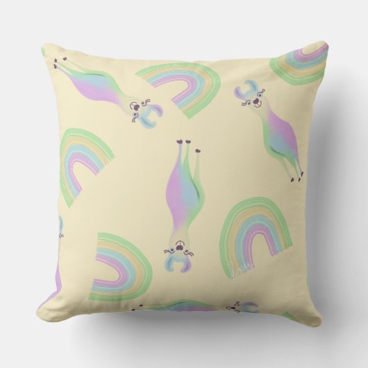 Rainbow Llamas Throw Kissen - gelb (Vorderseite)