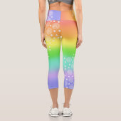Rainbow mit Circles Capri Leggings (Rückseite)