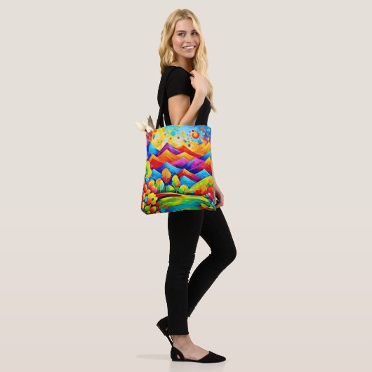 Rainbow Mountains Abstrakt Landschaft Tasche (Am Model)