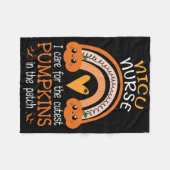 Rainbow Nicu Nurse Niedliche Pumpkins in Patch Ha Fleecedecke (Vorderseite (Horizontal))