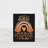 Rainbow NICU Nurse Niedliche Pumpkins in Patch Ha Karte (Vorderseite)