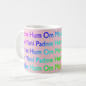Rainbow Om Mani Padme Hum (auf Rosa) Kaffeetasse (Vorderseite Links)