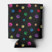 Rainbow Painted Paw Prints on Black Dosenkühler (Vorderseite)
