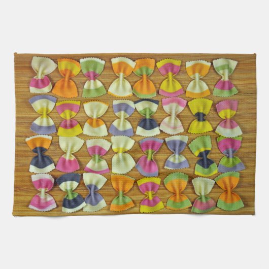 Rainbow-Pasta-Muster Handtuch (Horizontal)