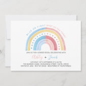 Rainbow Pastel Pink Blue Yellow Gender Reveal Einladung (Vorderseite)