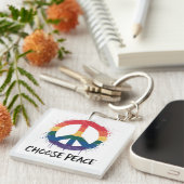 Rainbow Peace Sign mit "Choose Peace" Text Schlüsselanhänger (Vorderseite rechts)