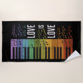 Rainbow Piano Strandtuch (Vorderseite)
