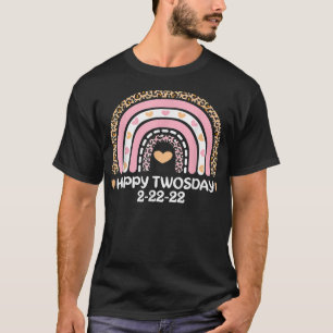 Rainbow Pink Happy Twosday 2022 Dienstag 2222 T-Shirt