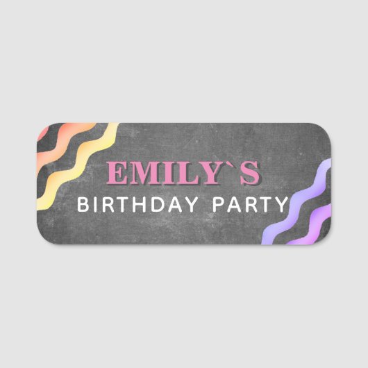 Rainbow Pink Waves Chalkboard Kid's Birthday Party Namensschild (Vorderseite)