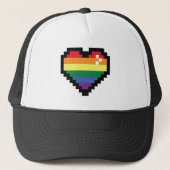 Rainbow Pixel Heart Truckerkappe (Vorderseite)