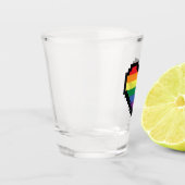 Rainbow Pixel Herz Schnapsglas (Links)